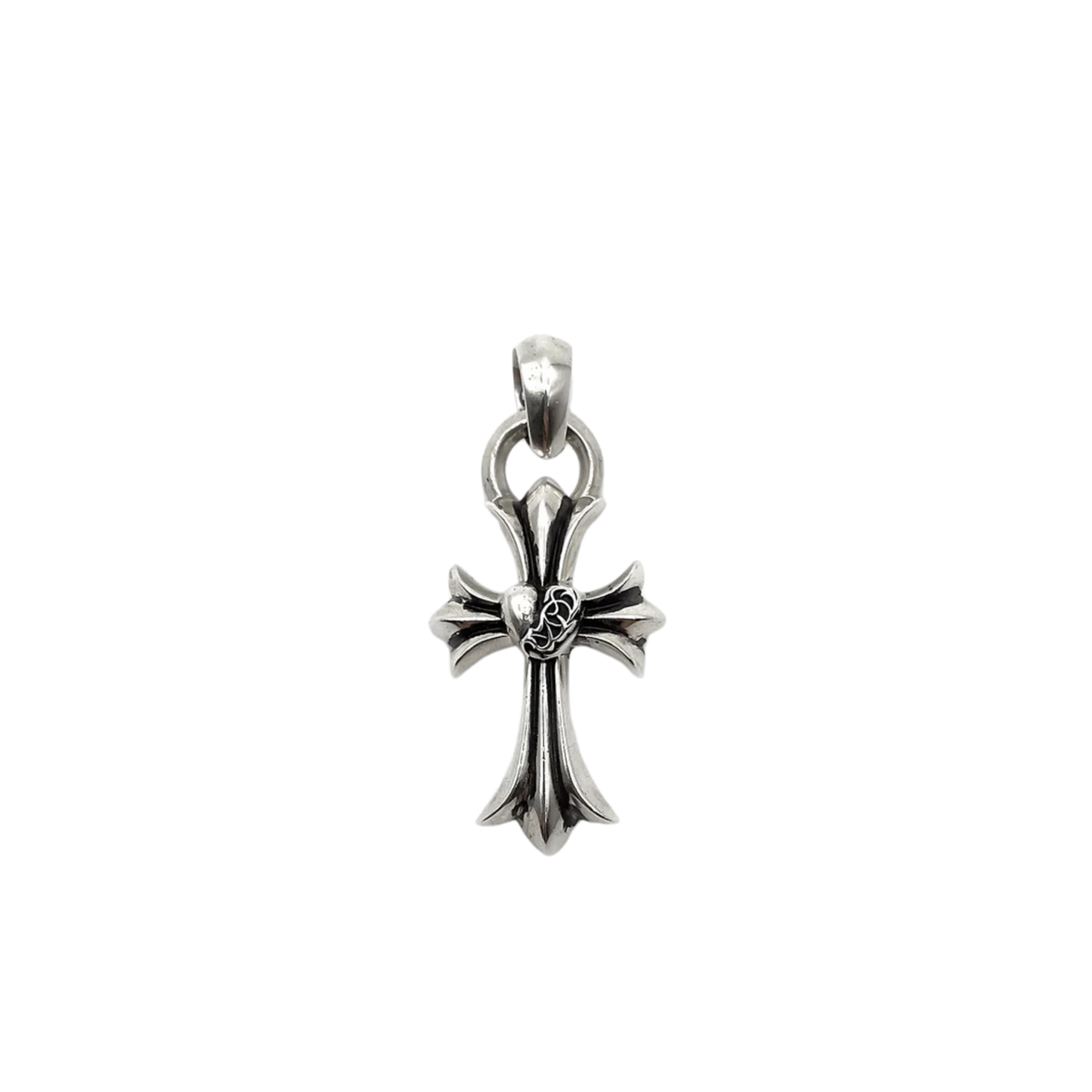 Chrome Hearts Silver Vine Heart Cross Pendant