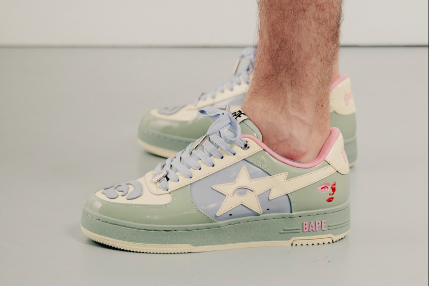 SNEAKERS