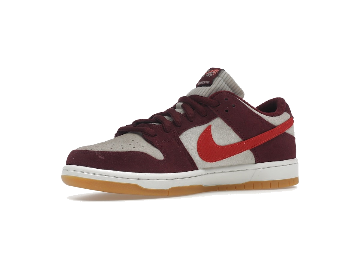 Nike SB Dunk Low Skate Like a Girl