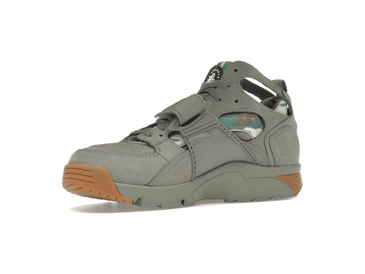 Nike Air Trainer Huarache Corteiz Gully Grey