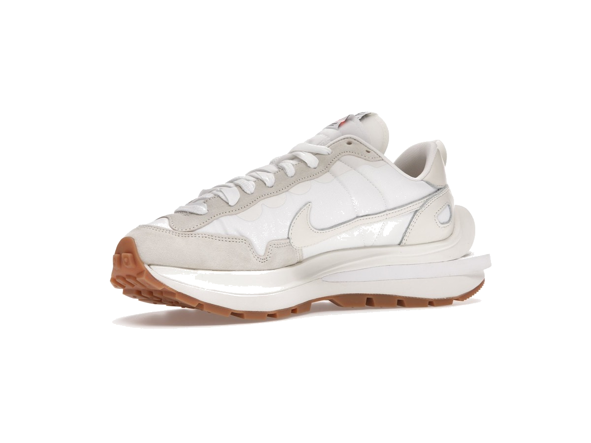 Nike Vaporwaffle sacai Sail Gum