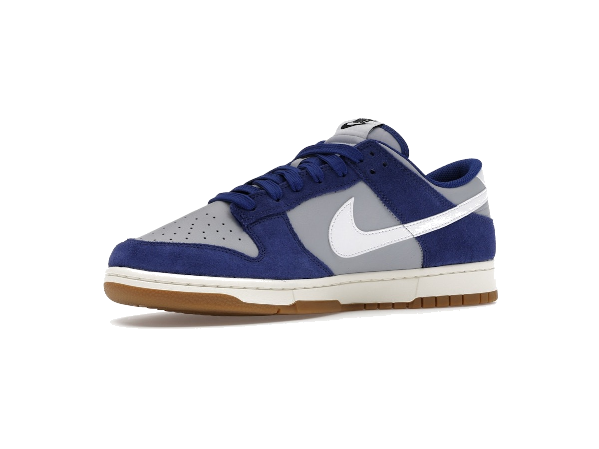 Nike Dunk Low Retro SE Deep Royal Blue Gum